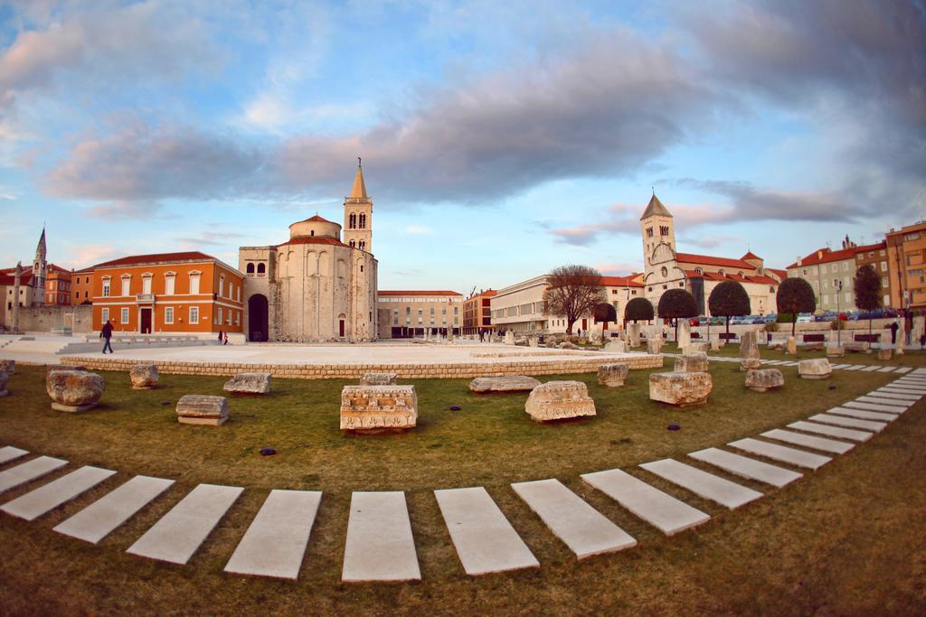 Allegro Exclusive Suites Old Town Center Zadar Bagian luar foto