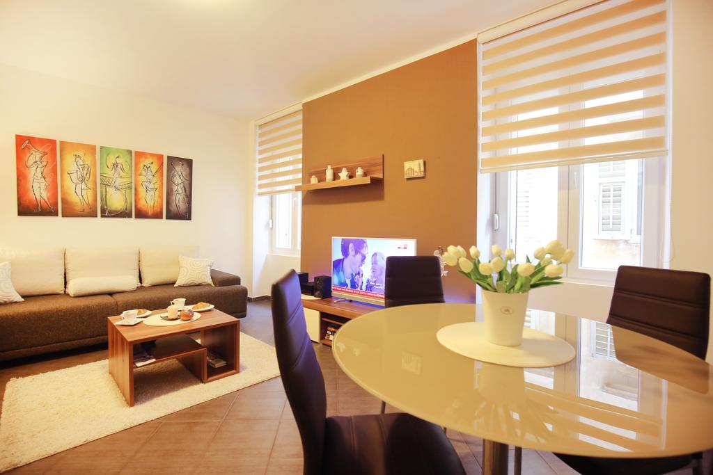 Allegro Exclusive Suites Old Town Center Zadar Bagian luar foto