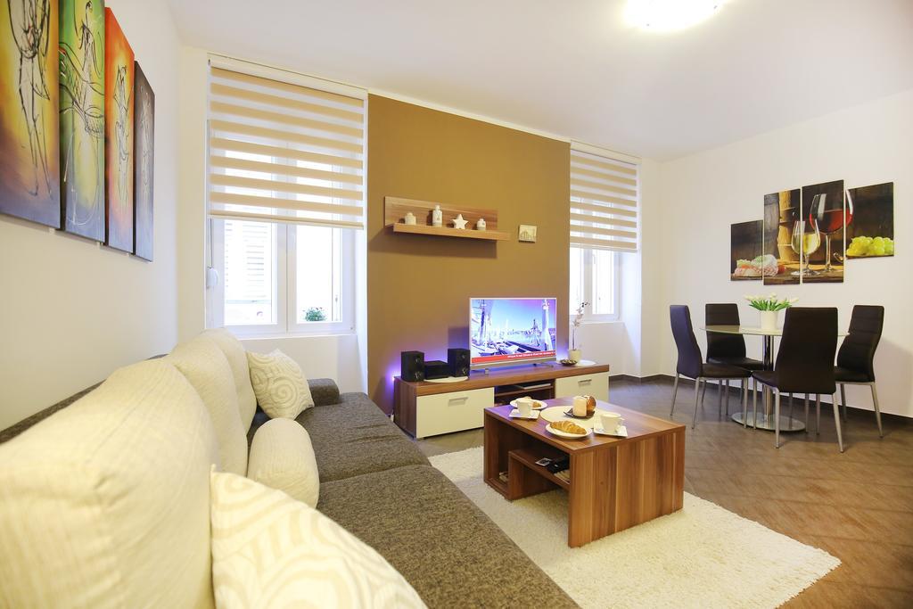 Allegro Exclusive Suites Old Town Center Zadar Bagian luar foto